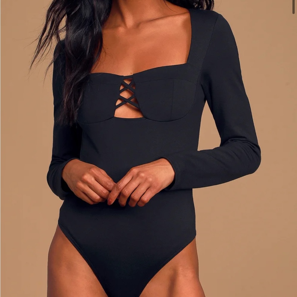 Lulu’s Black CrissCross Long Sleeve Bustier Bodysuit
